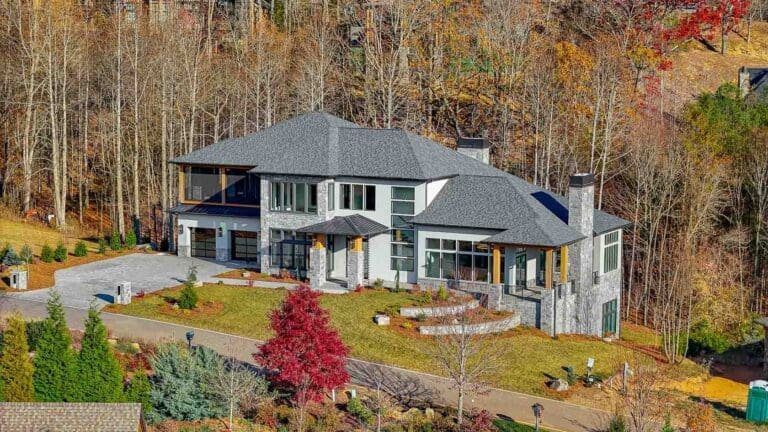 31 Rain Lily Trail. Big Hills Construction Custom Home Builder in Asheville, North Carolina