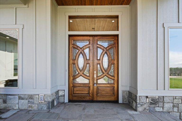 A perfect front door: use this avises when choosing. Big Hills Construction Custom Home Builder in Asheville, North Carolina