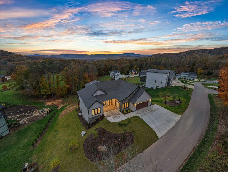51 Bridgeway Drive. Big Hills Construction Custom Home Builder in Asheville, North Carolina