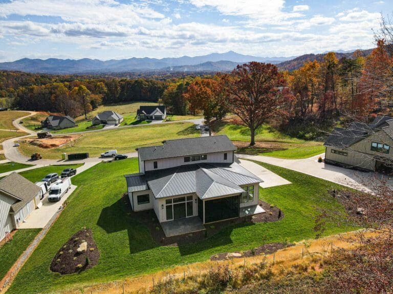 Choosing the Right House Type: A Guide for Homebuyers. Big Hills Construction Custom Home Builder in Asheville, North Carolina