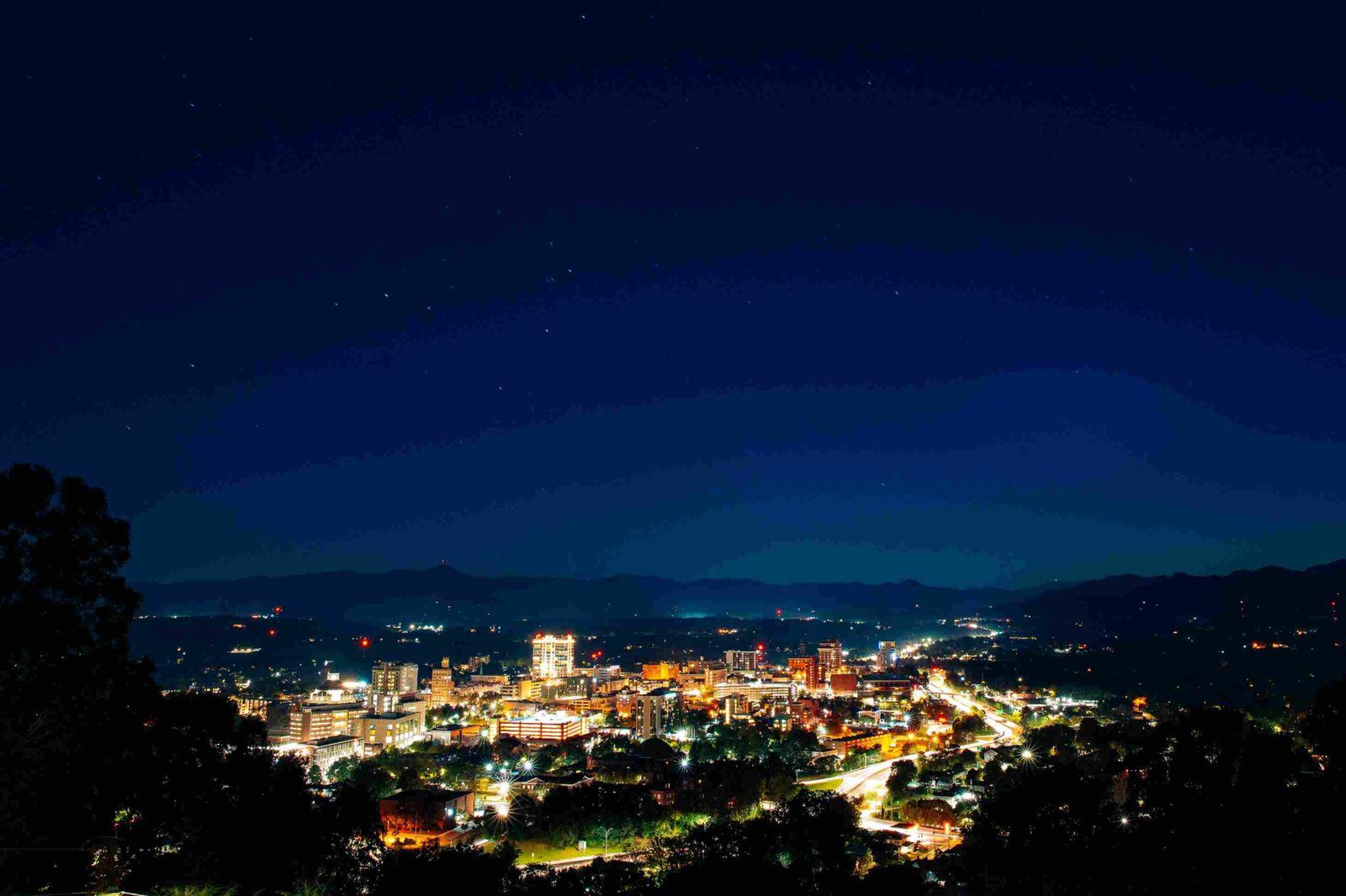 Investing in Asheville’s Real Estate. Big Hills Construction Custom Home Builder in Asheville, North Carolina