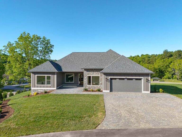 410 Turnpike Rd. Big Hills Construction Custom Home Builder in Asheville, North Carolina