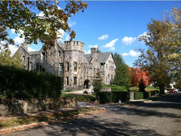 Top 5 Neighbourhoods in Asheville, NC. Big Hills Construction Custom Home Builder in Asheville, North Carolina