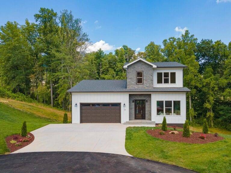 18 Sagewood Drive. Big Hills Construction Custom Home Builder in Asheville, North Carolina