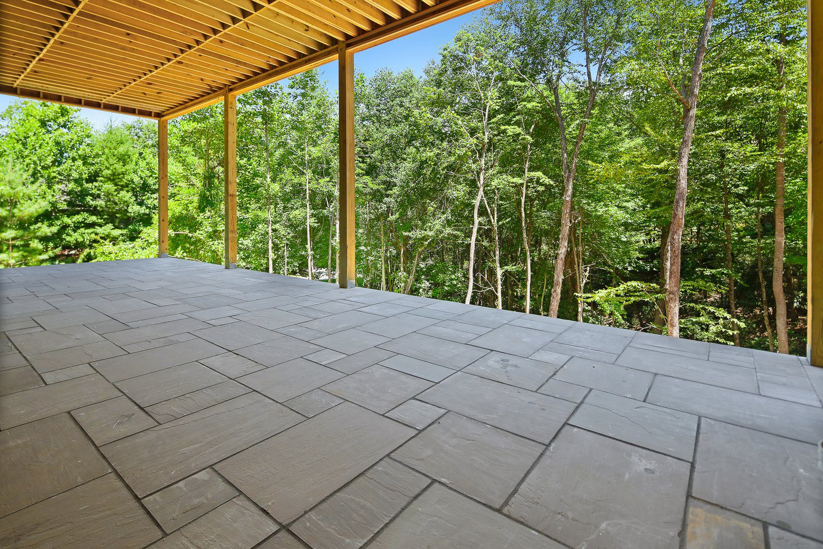 Client Satisfaction Beyond Measure: The Secrets Behind Big Hills Construction’s High Client Ratings. Big Hills Construction Custom Home Builder in Asheville, North Carolina