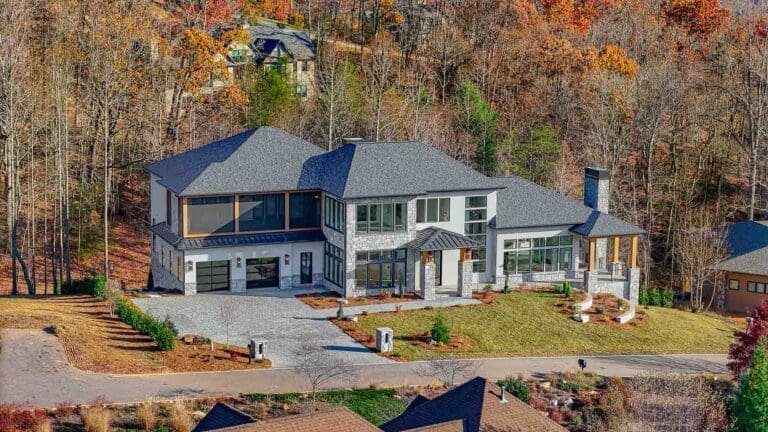 31 Rain Lily Trail. Big Hills Construction Custom Home Builder in Asheville, North Carolina