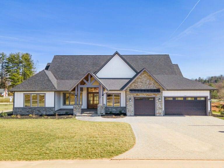 717 Daniel Circle Dr. Big Hills Construction Custom Home Builder in Asheville, North Carolina