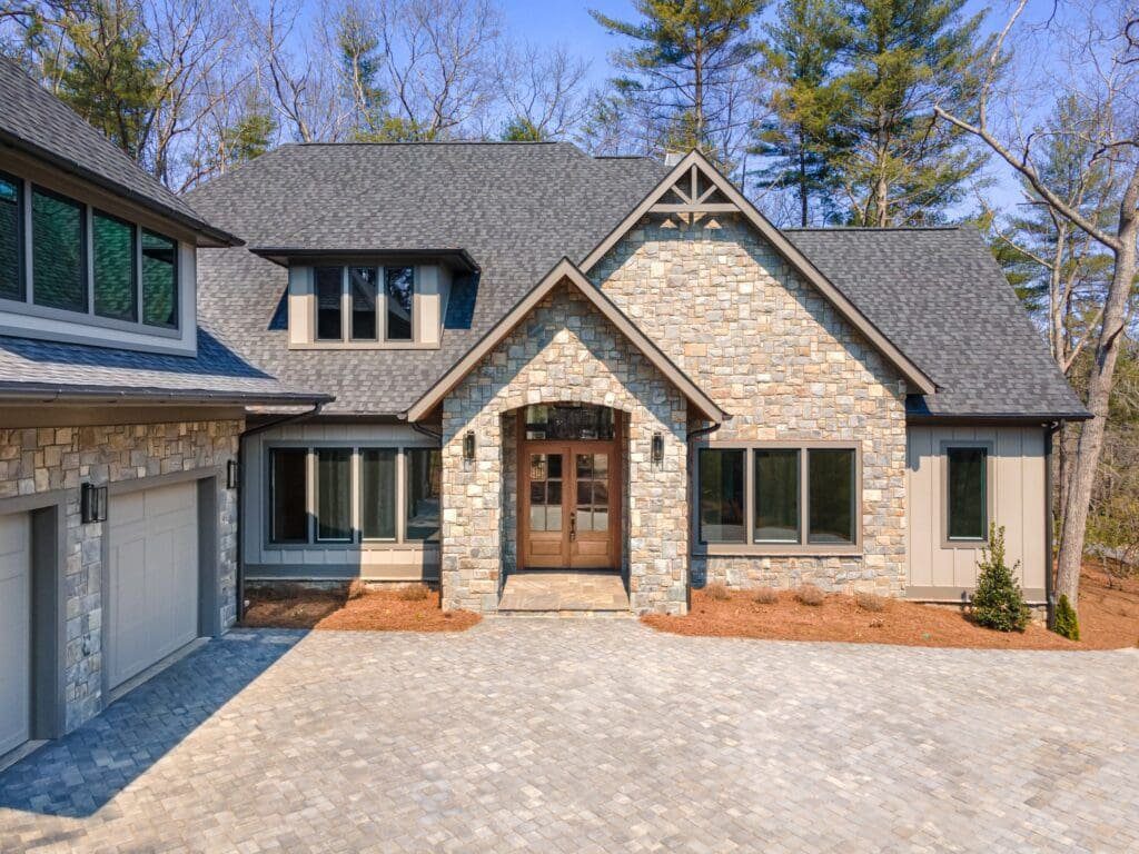 The Complete Guide to Finding Your Dream Home: Steps to Take When Choosing a New Home. Big Hills Construction Custom Home Builder in Asheville, North Carolina