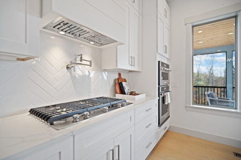 47 Bridgeway Drive. Big Hills Construction Custom Home Builder in Asheville, North Carolina