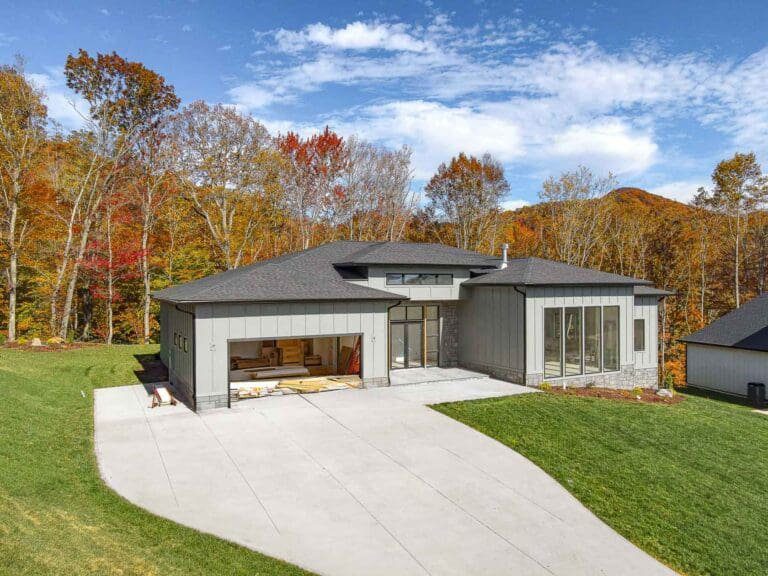 16 Slate Drive. Big Hills Construction Custom Home Builder in Asheville, North Carolina