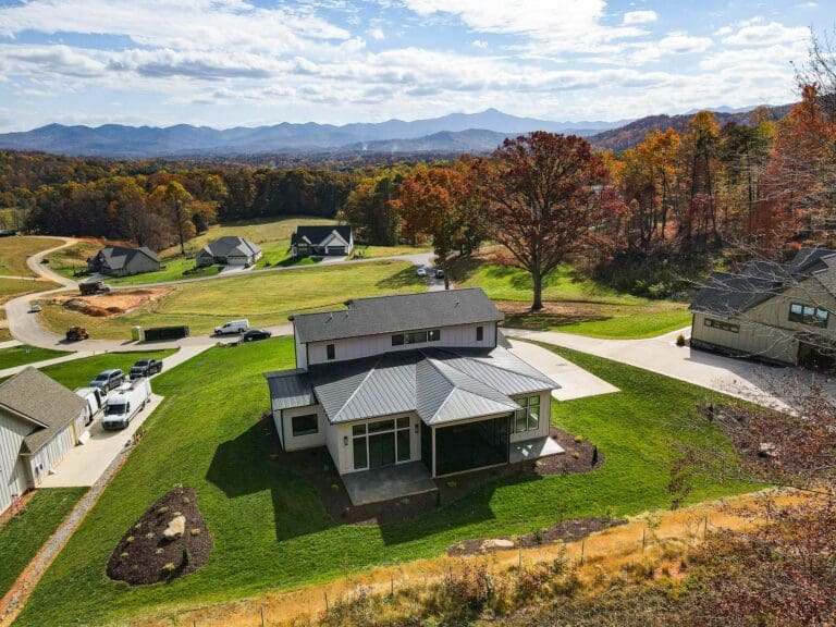   Choosing the Right House Type: A Guide for Homebuyers. Big Hills Construction Custom Home Builder in Asheville, North Carolina