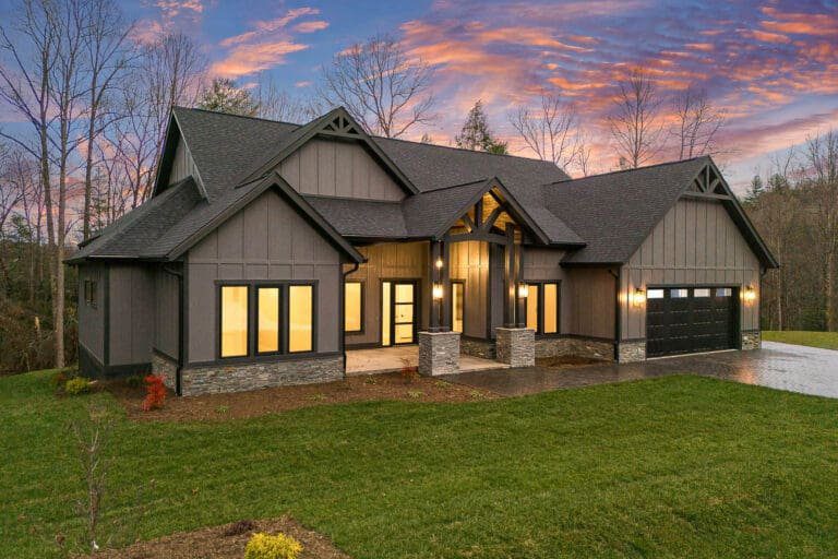 455 Ascension Valley. Big Hills Construction Custom Home Builder in Asheville, North Carolina